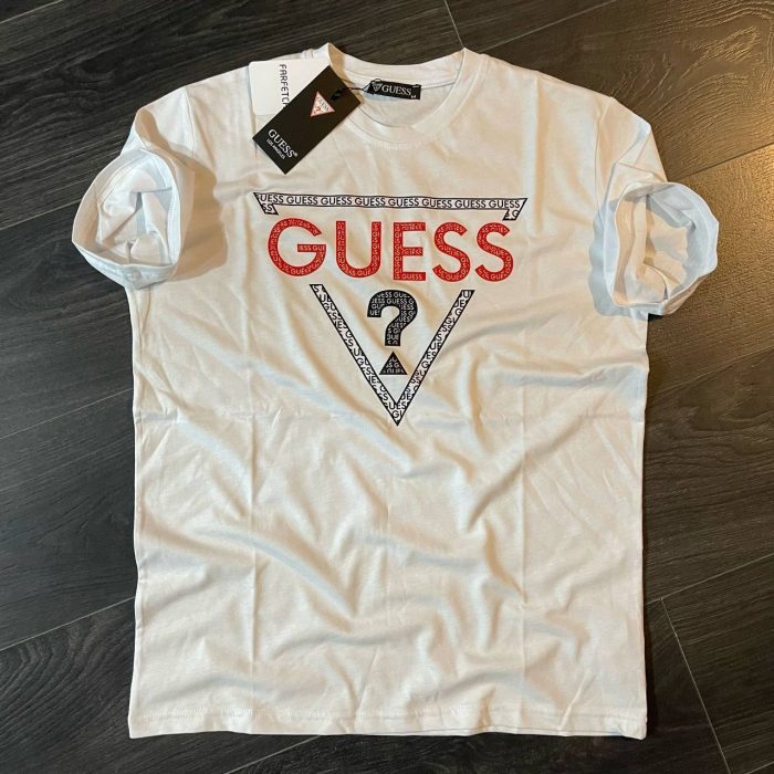 Футболка Guess  