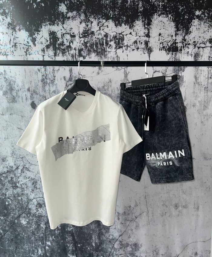 Футболка Balmain  