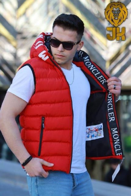 Жилет Moncler  