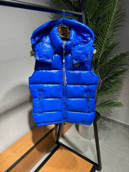 Жилет Moncler  