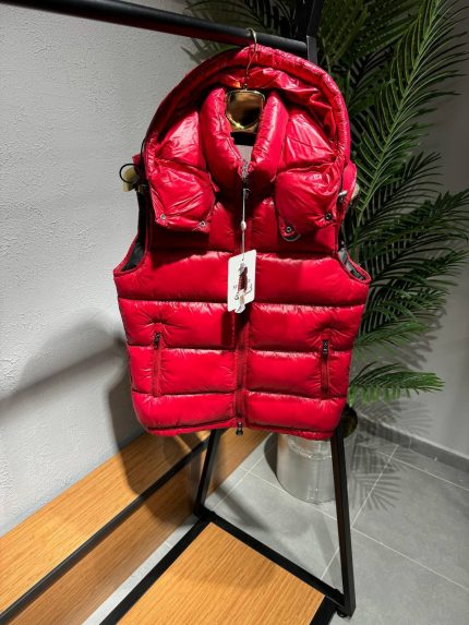 Жилет Moncler  