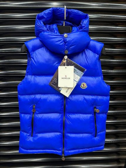 Жилет Moncler  