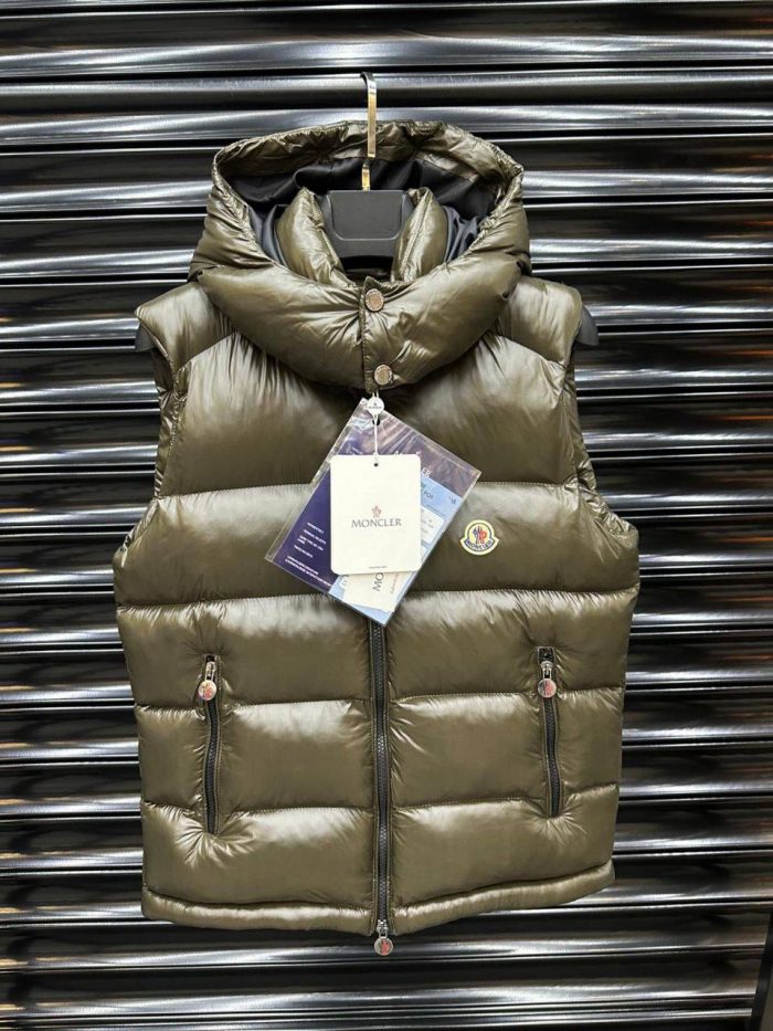 Жилет Moncler  