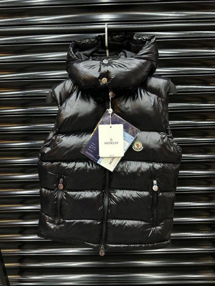 Жилет Moncler  