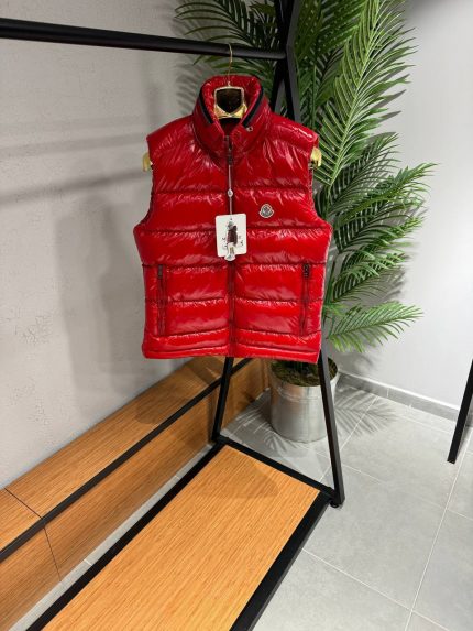 Жилет Moncler  