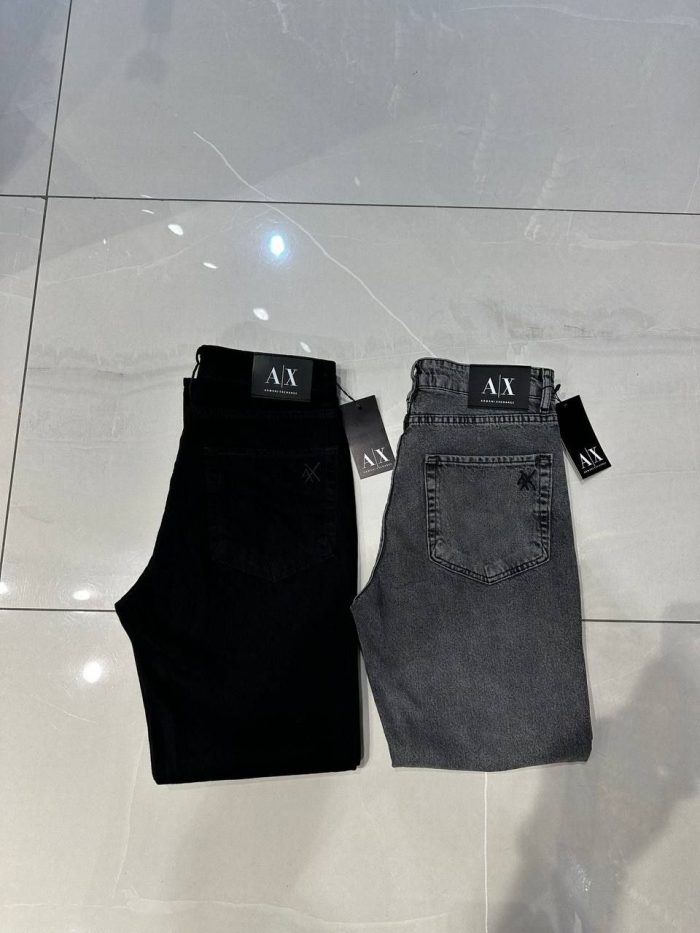 Джинсы Armani Exchange  