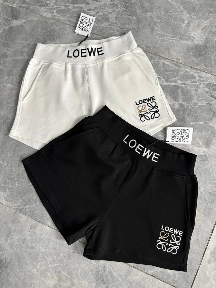 Шорты Loewe  