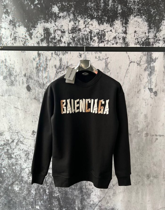 Кофта Balenciaga  