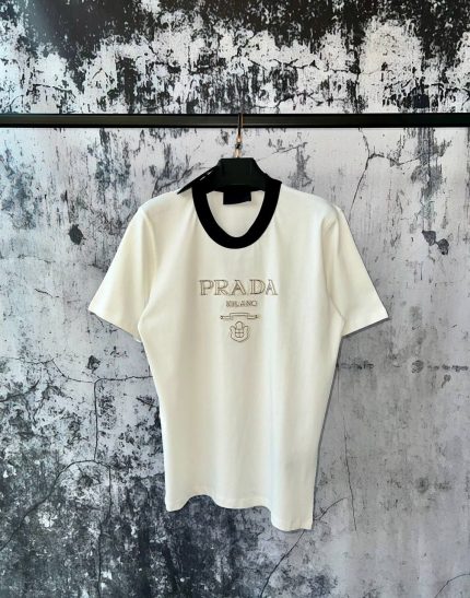 Футболка Prada  