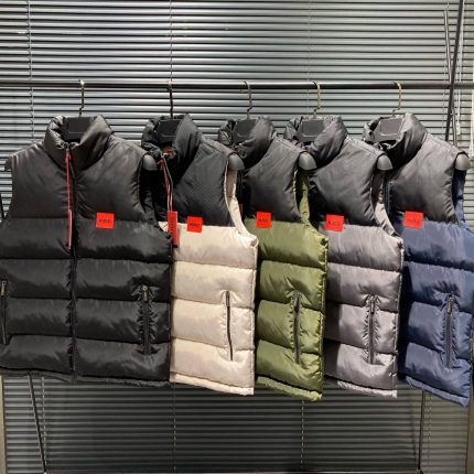 Жилет Stone Island  