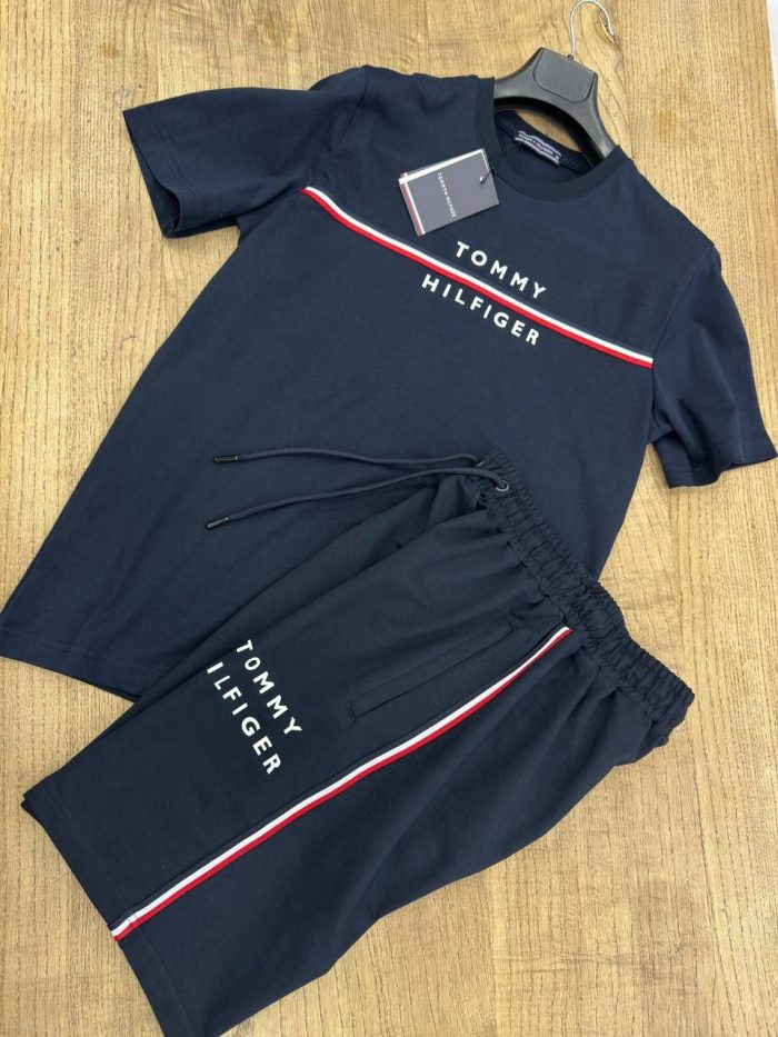 Костюм Tommy Hilfiger  