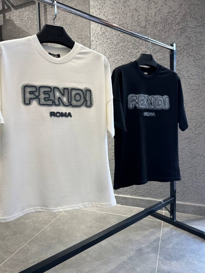 Футболка Fendi  