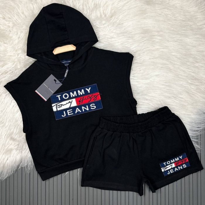 Костюм Tommy Hilfiger  