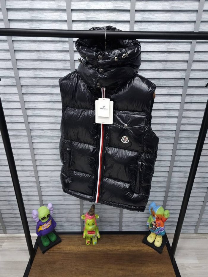 Жилет Moncler  